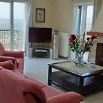 Mimi's Sunnyview House Apartament