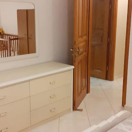 Mimi's Sunnyview House * Vlachata