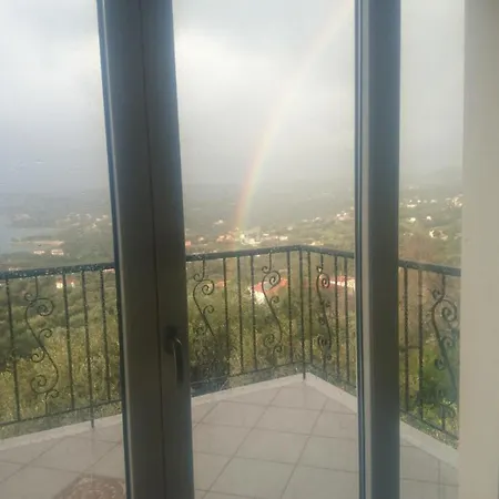 Apartment Mimi's Sunnyview House