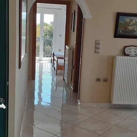 Mimi's Sunnyview House Apartment Vlachata